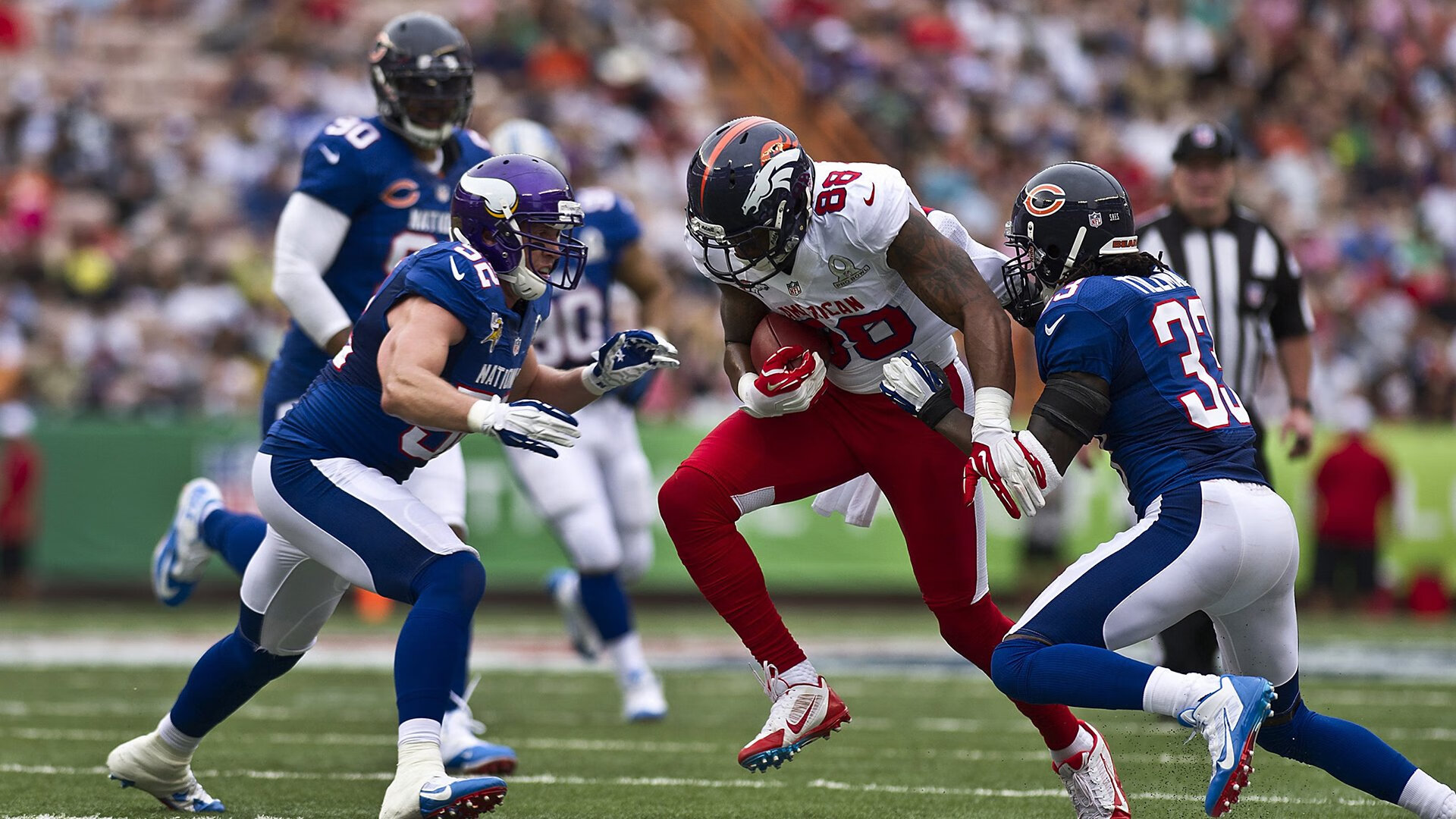 火箭中锋连续完成封盖点燃队友士气，火箭中锋是谁